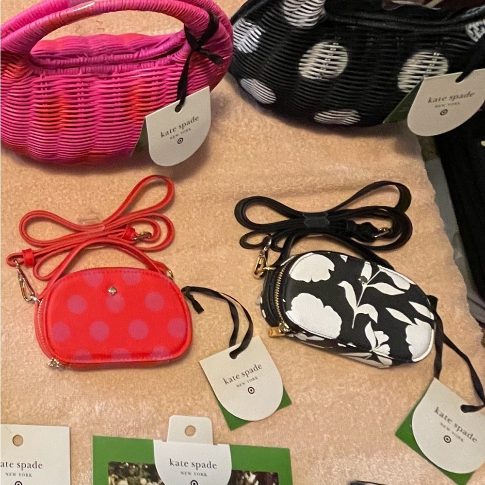 Lot: 2 Kate spade mini crossbody bags